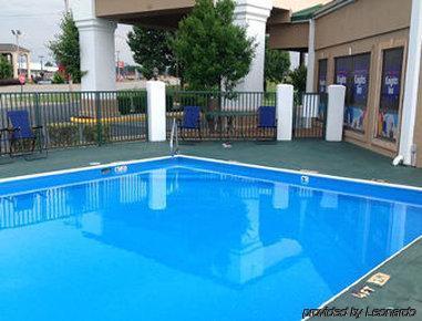 Hallmarc & Of Hotel